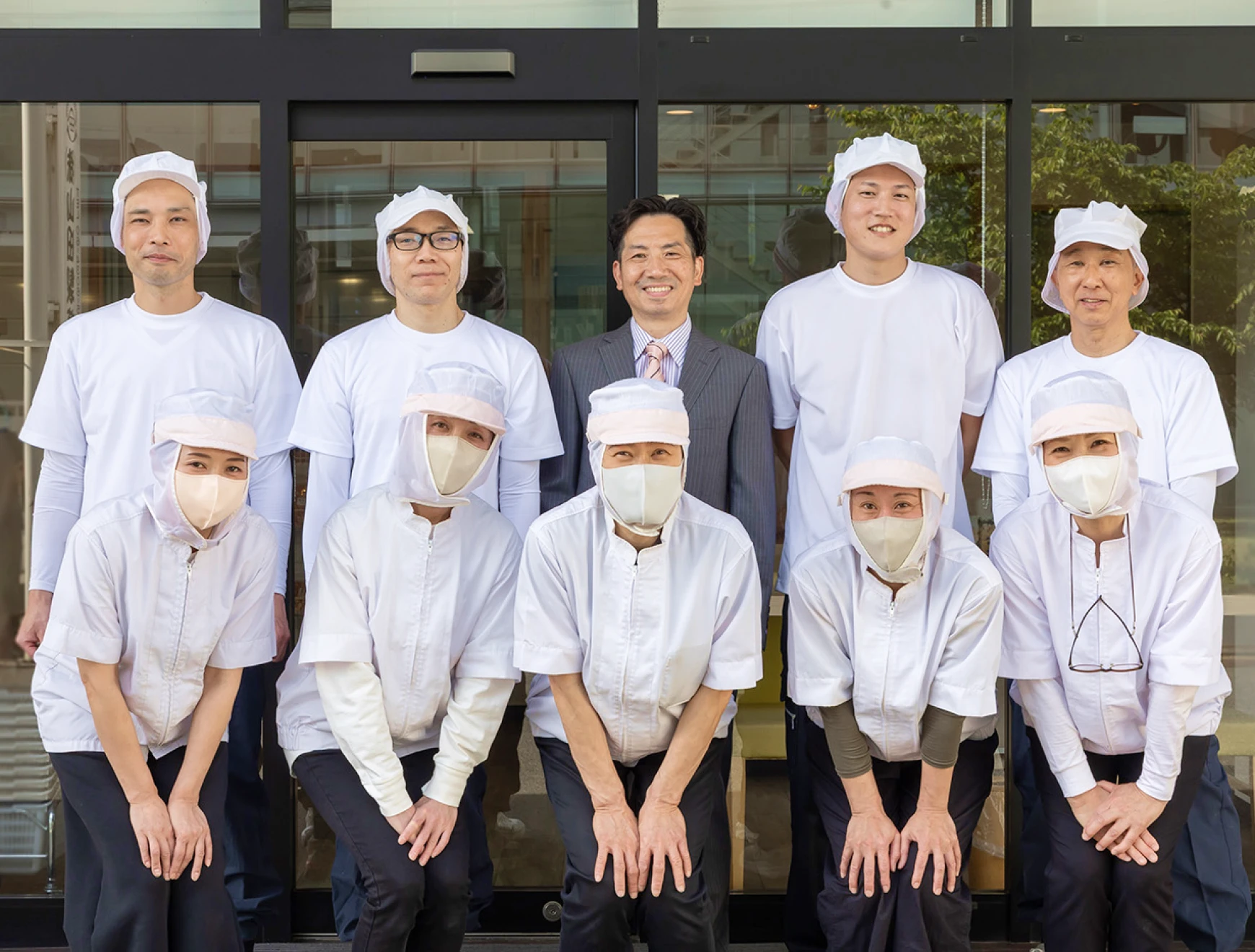 山田製菓の社員